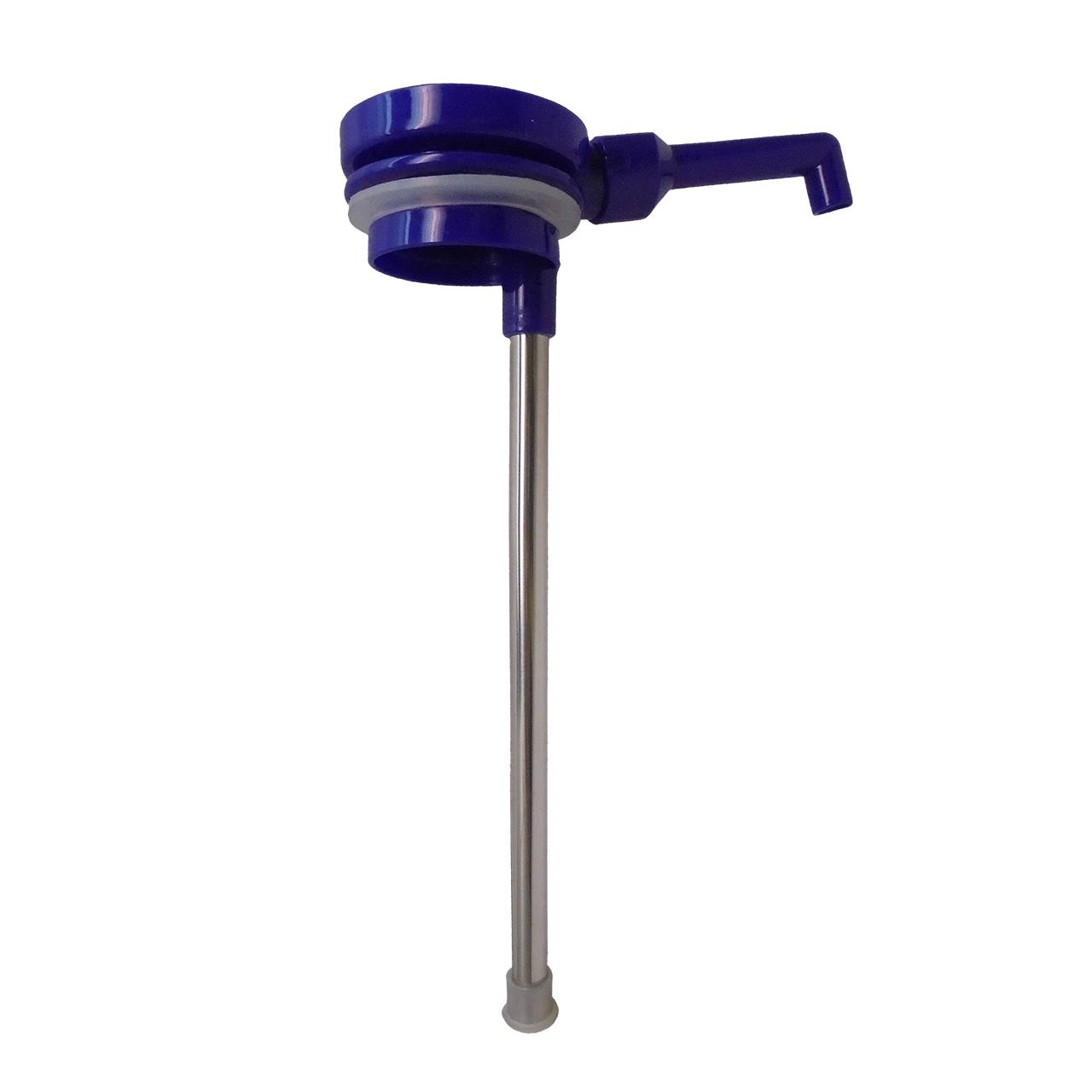 Das Bild zeigt eine manuelle Wasserpumpe, die aus einem blau-weißen Pumpenkopf und einem langen Metallrohr besteht. Der Pumpenkopf hat einen seitlichen Hebel zum Betätigen.