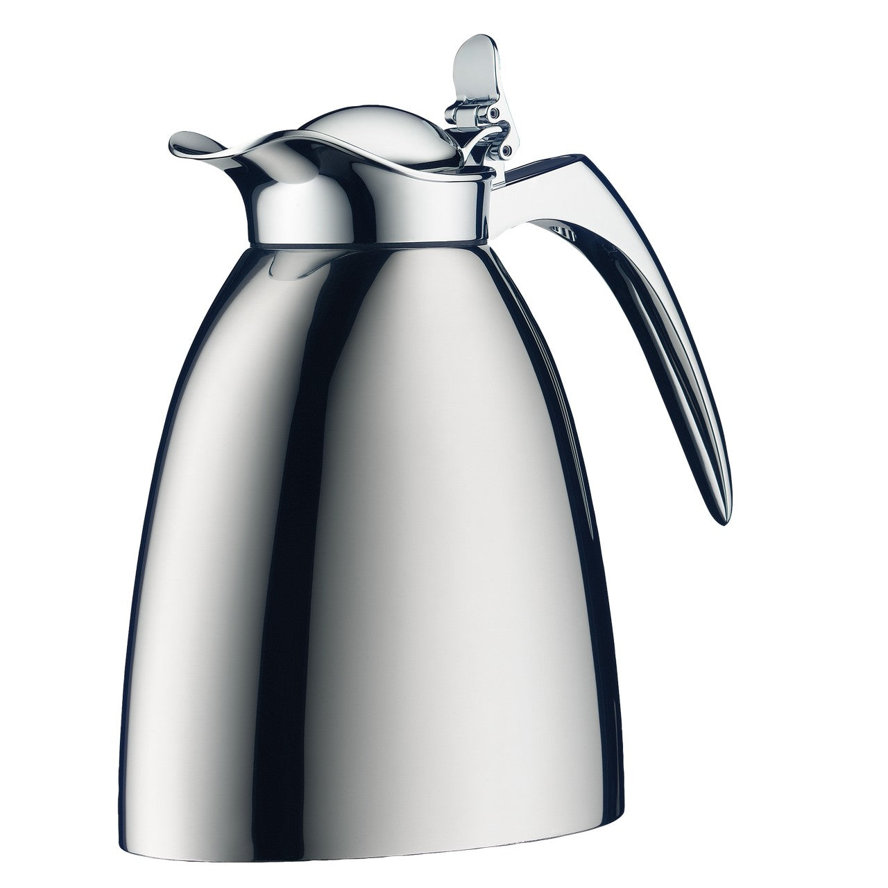 Auf dem Bild ist eine glänzende, silberfarbene Thermoskanne zu sehen, die ein geschwungenes Design hat. Sie besitzt einen ergonomisch geformten Griff und einen Klappverschluss am Deckel.