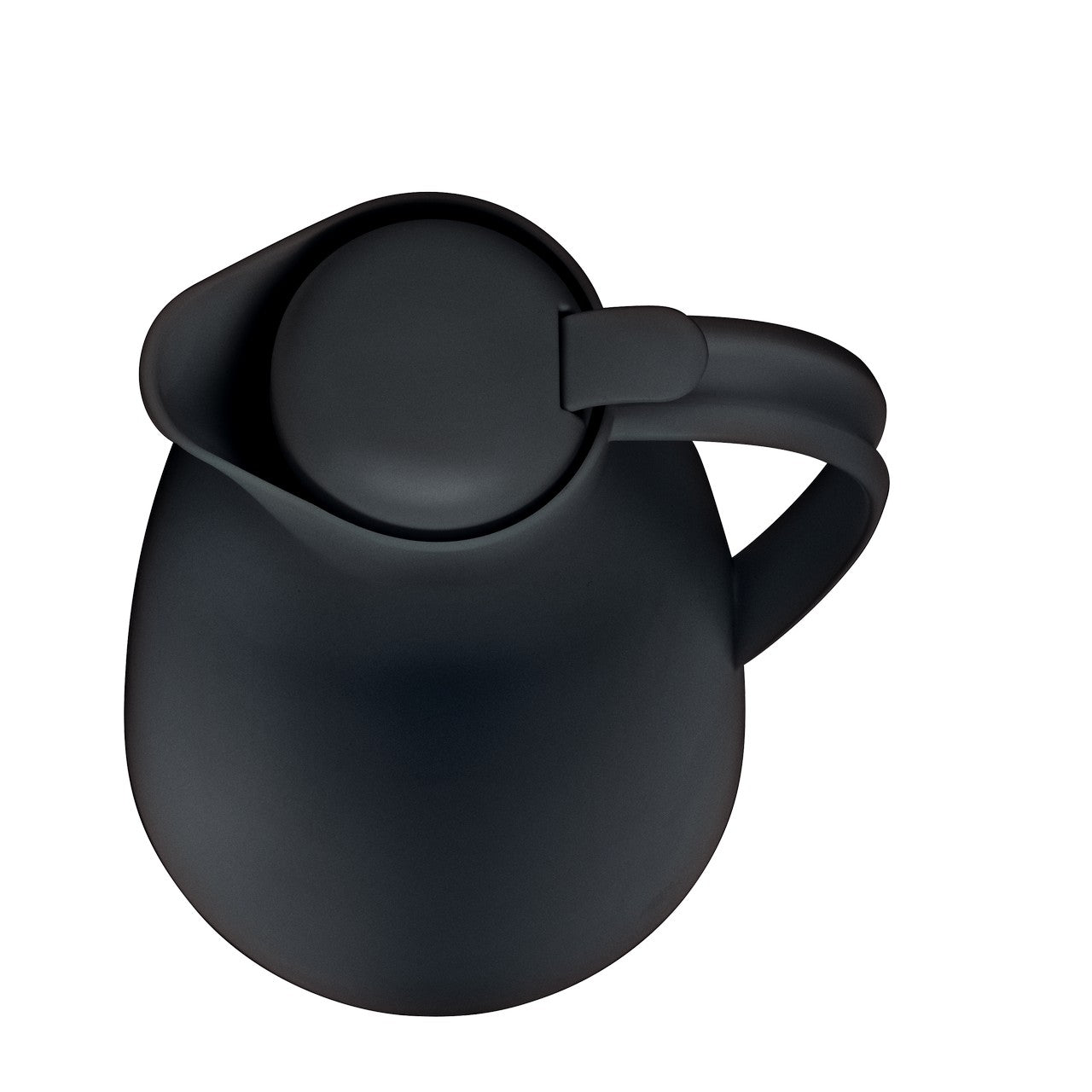 Das Bild zeigt eine schwarze Kaffeekanne mit einem runden Körper und einem Griff an der Seite. Der Deckel hat eine Öffnung, durch die man in das Innere der Kanne schauen kann. Die Kanne hat ein minimalistisches Design.