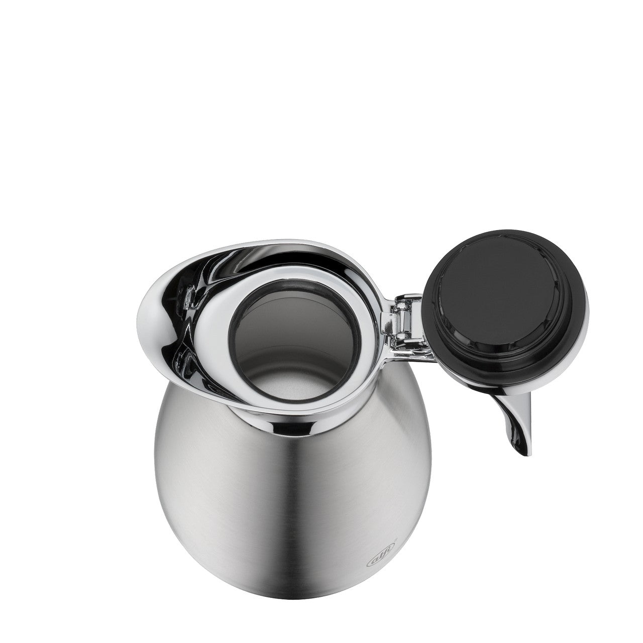 Das Bild zeigt eine silberne Teekanne aus Metall in der Draufsicht. Der Deckel der Kanne ist geöffnet und ein schwarzer Henkel ragt hervor. Die Kanne hat ein glattes, modernes Design.